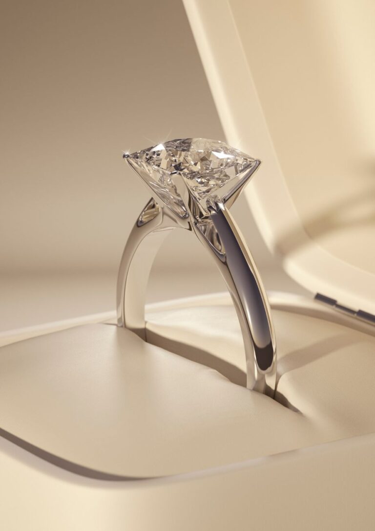 Solitaire diamond ring to be pawned