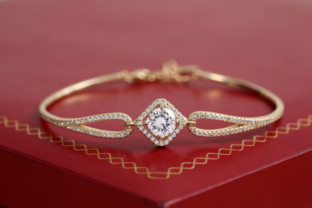 Cartier Gold bracelet on Cartier Box