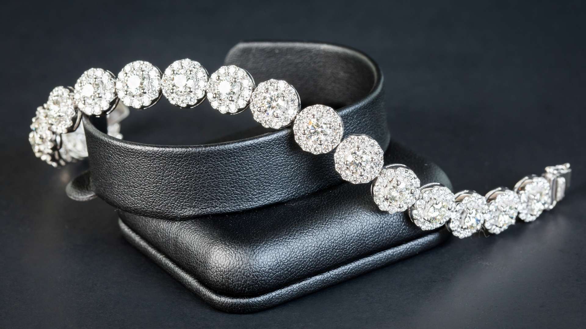 Diamond necklace that can either be sold or pawned.